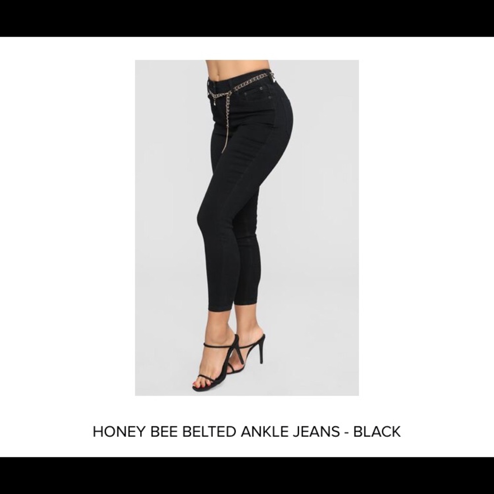 ❌SOLD!❌Fashion Nova black ankle jeans size 15